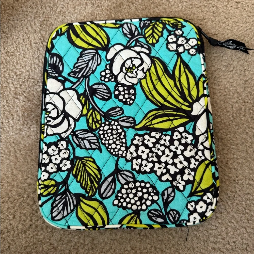 Vera Bradley iPad sleeve/cover